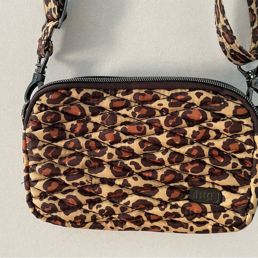 Cheetah print crossbody with adjustable strap